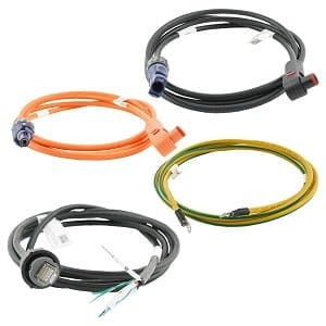 Growatt-APX-5.0P-B1-C-to-C-Parallel-cable.jpg